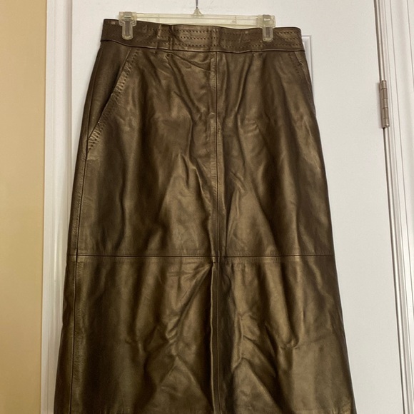 MaxMara 💯 Leather Shimmering Metallic Skirt Never Used Made in Italy 🇮🇹 - Picture 1 of 16